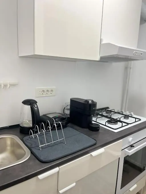 Studio Spatios Plaza Mall, Park Drumul Taberei Bucureşti 0*,