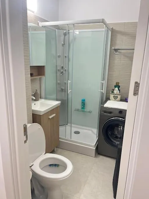 Studio Spatios Plaza Mall, Park Drumul Taberei Bucureşti România
